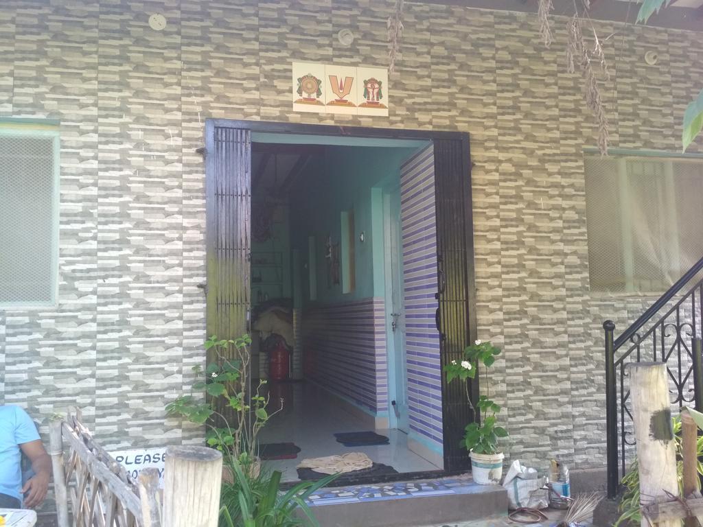 Mayuram Homestay Hampi Luaran gambar